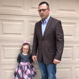 Meet your Posher, Lee